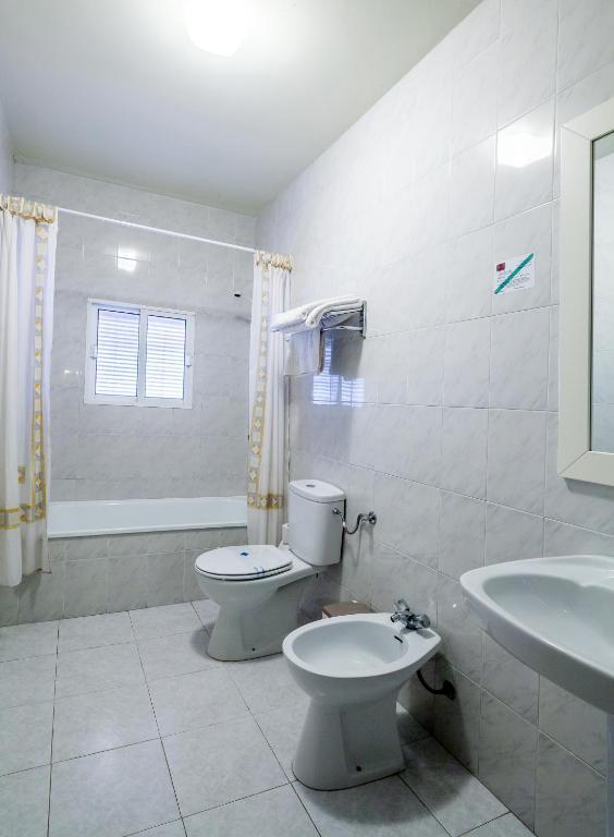 Hostal El Caballo Blanco Osuna Szoba fotó